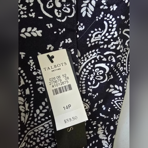 TALBOTS Weekend Short SHORTS Black White Button Floral NWT NEW size 14P - Picture 6 of 8